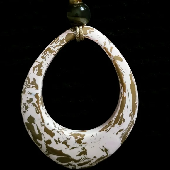 Necklace - Picture 2 of 2